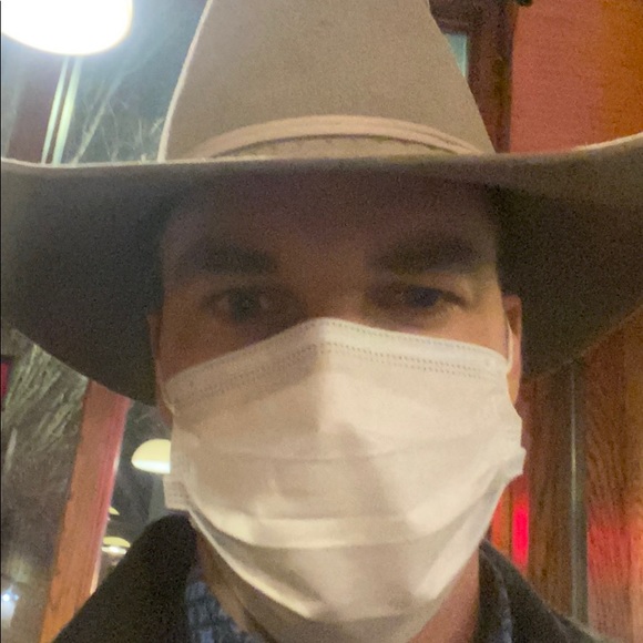 Meet your Posher, Dennis - Picture 1 of 1